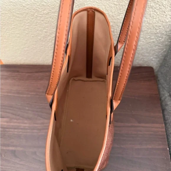 Michael Kors Tan Logo Tote - Picture 3 of 4